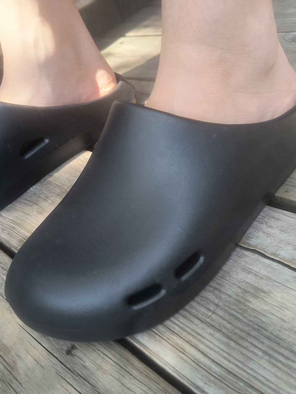 NEW Bombas Black Clog